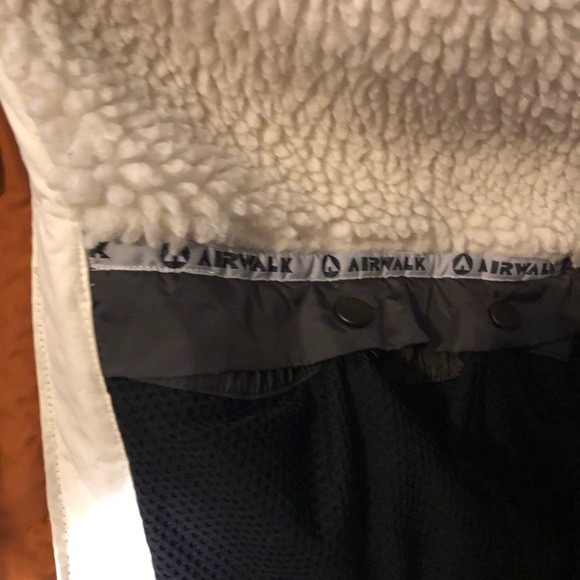 Retro 90’s Snowboard Jacket Faux Sherpa lining size XL - Picture 6 of 12